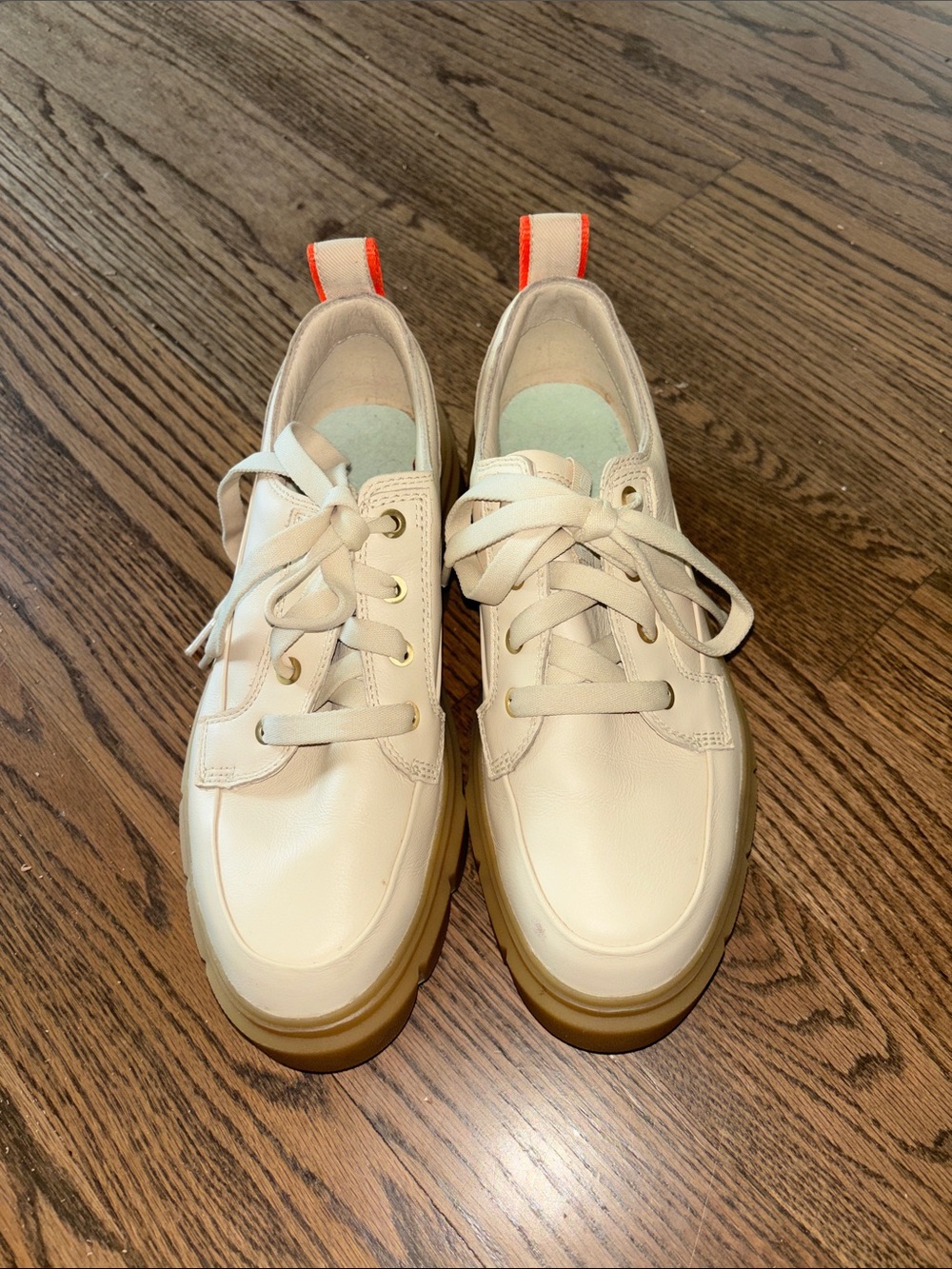 SOREL Women's Cream Caribou X Sneakers.  Missing original insert.